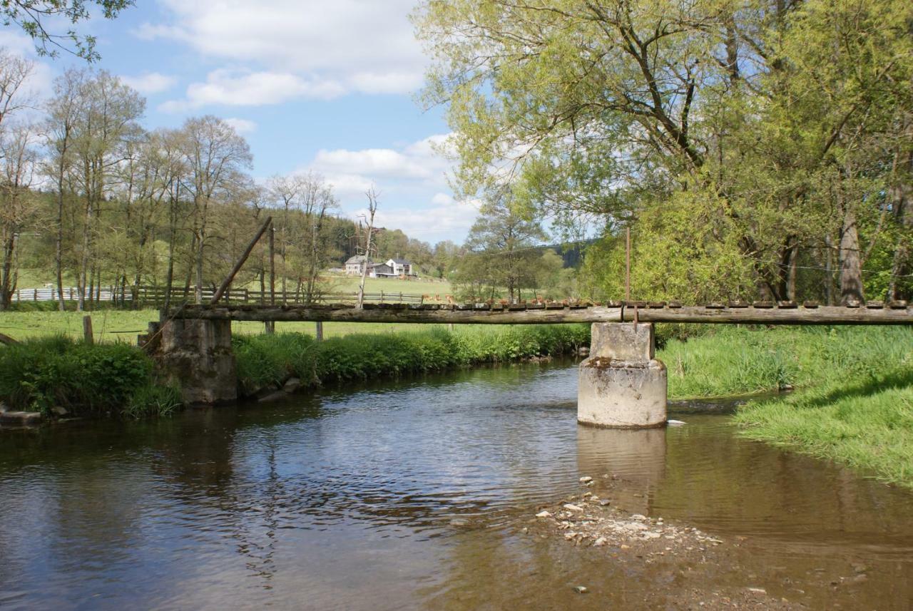 Le Gite De L Ourthe Ortheuville Eksteriør billede
